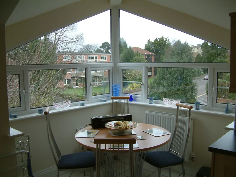 Bay Windows Stockwell
